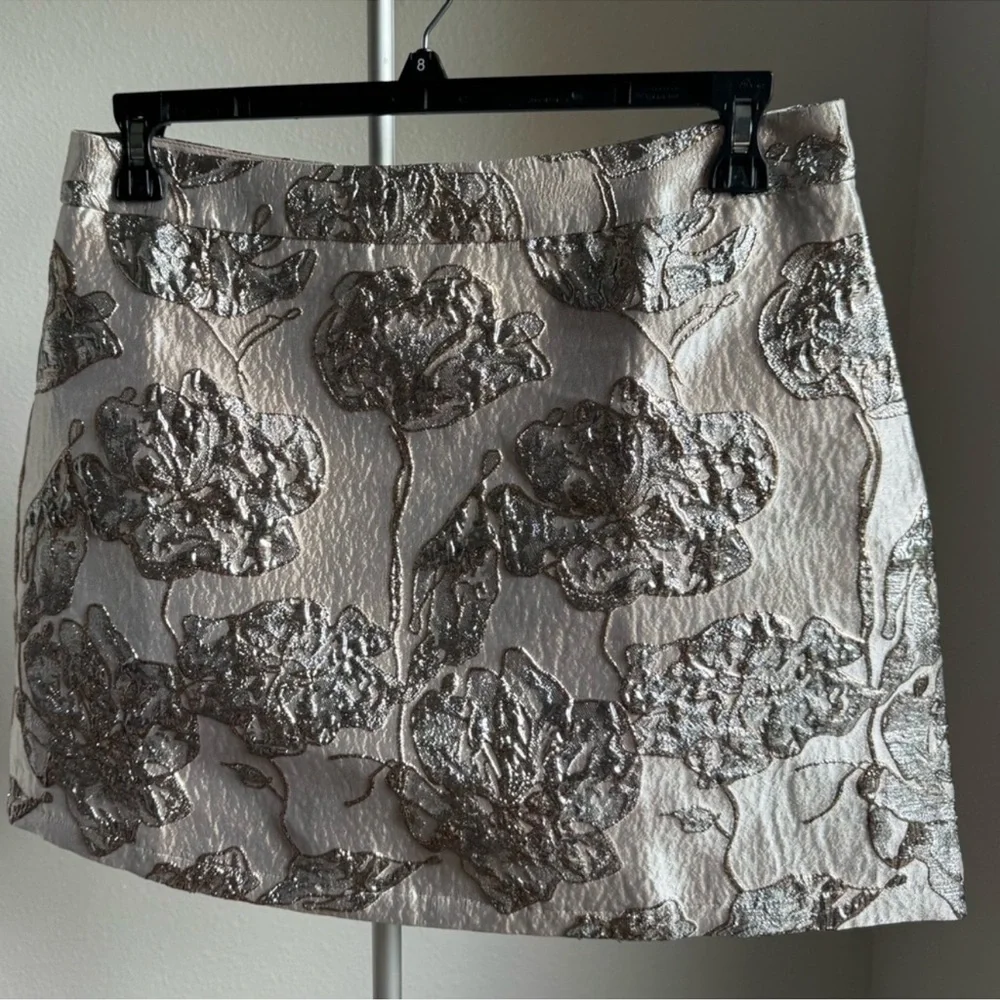 NWT J.Marie The Kai Silver Gold Floral Mini Skirt Sz L